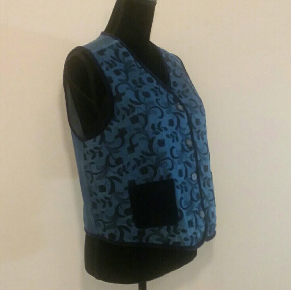 Susan Bristol Casuals  Denim Embroidered Vest